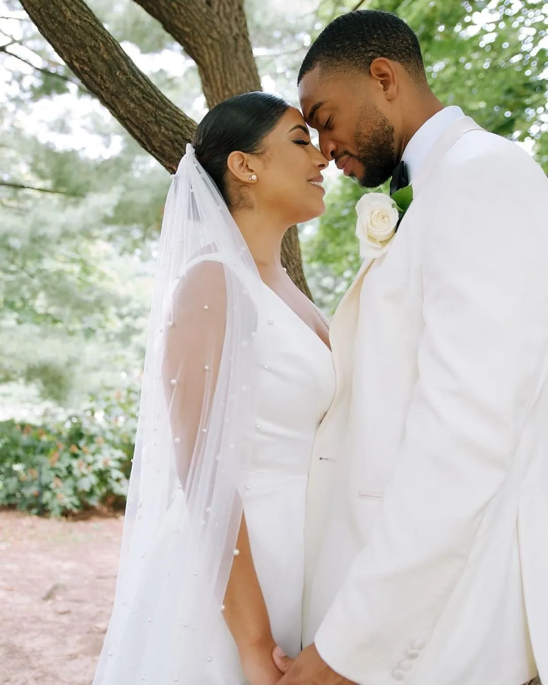 Alondra + DeVaughn exchanging vows at Cop Cot Wedding , Central Park