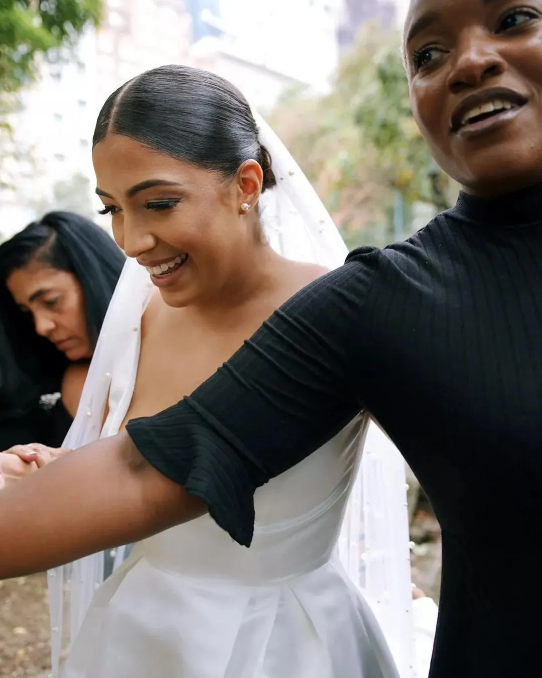 Alondra + DeVaughn during their nyc elopement