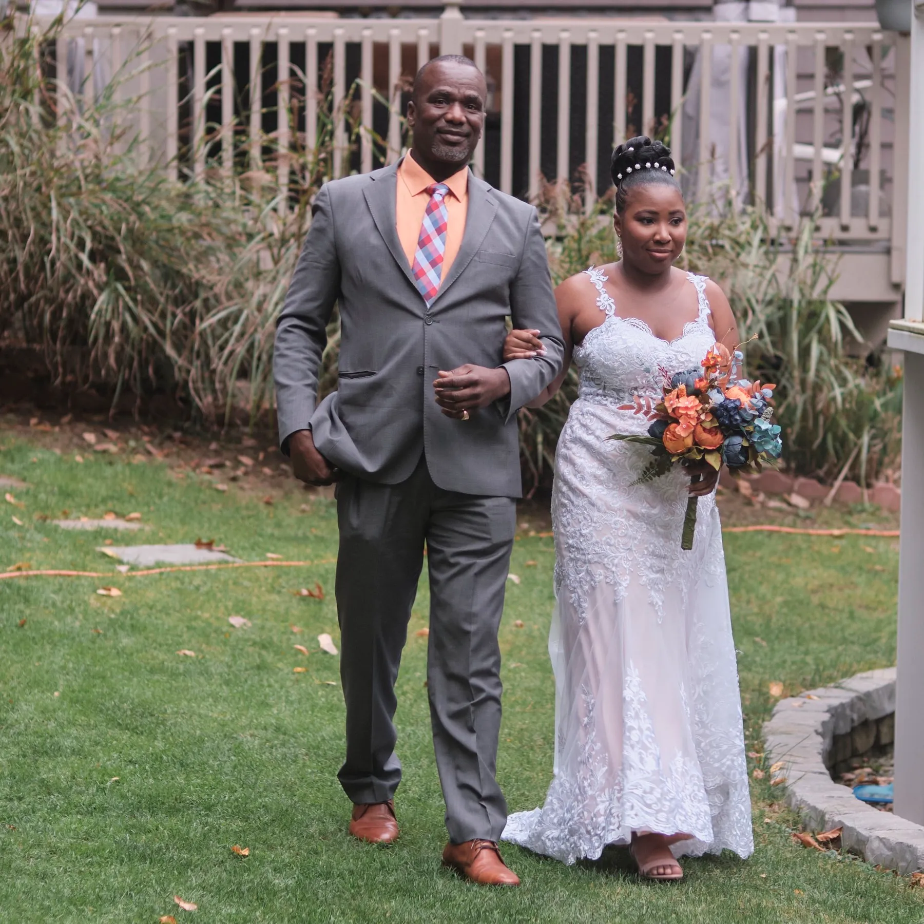 Hygdrea + Alex exchanging vows at East Hampton, CT