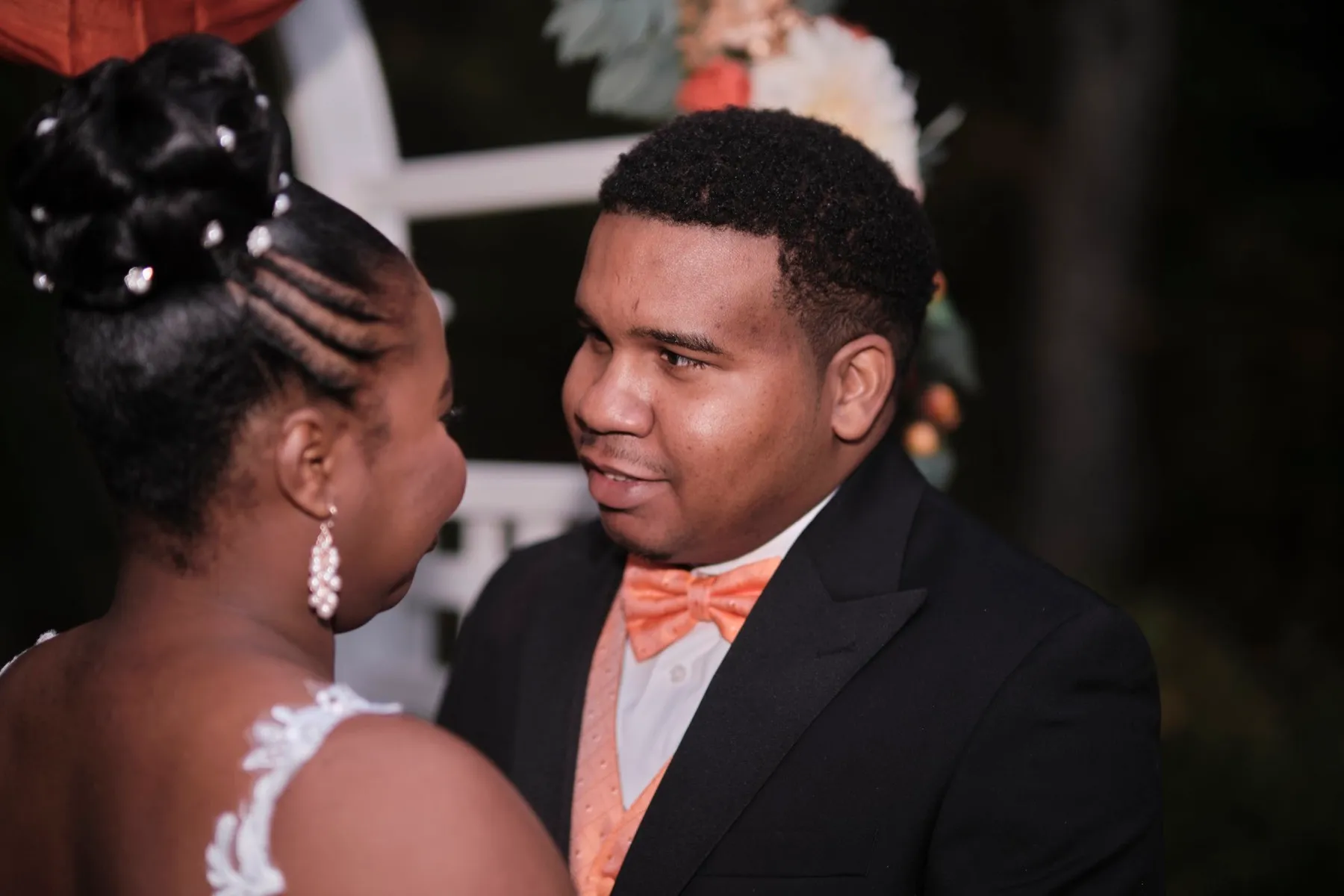Hygdrea + Alex wedding portrait at East Hampton, CT
