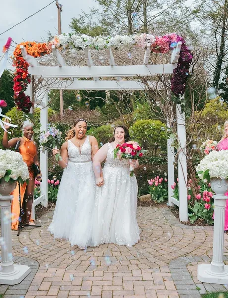 The Couple's Ceremony Kit: five ceremony styles, sixteen unity rituals, three vow workbooks